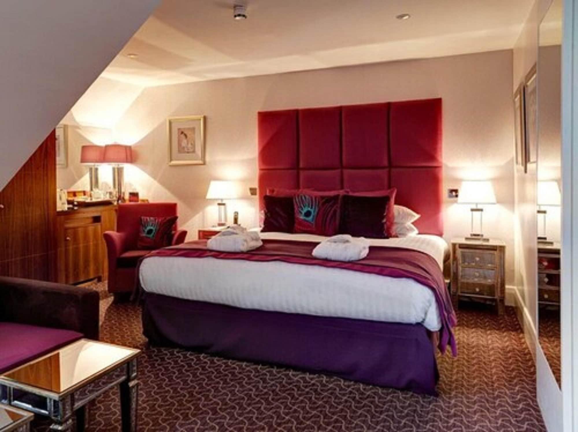 Hotel The And